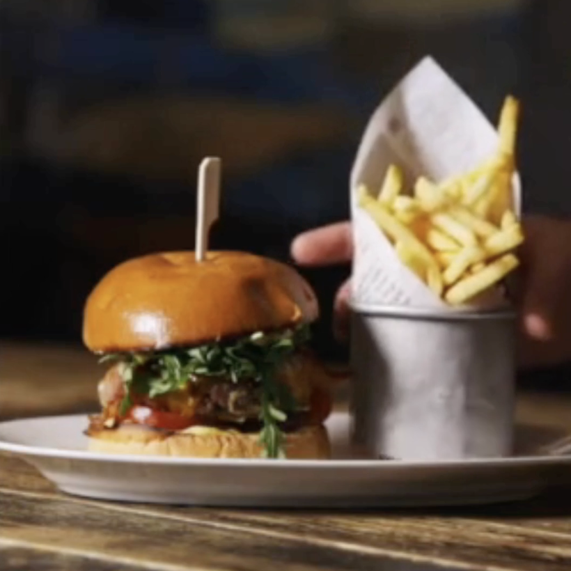 Cocktails et burger